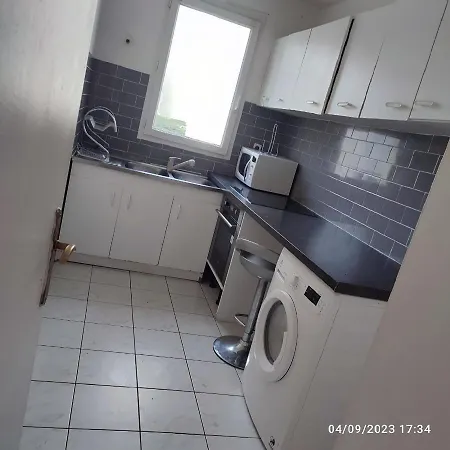 Apartment Big , Jo2024, Stade De France, Paris, Metro , Parking Gratuit *