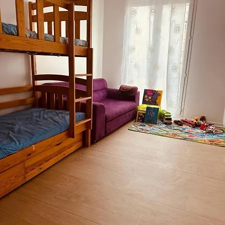 Big , Stade De France à Pied, Paris, Métro , Parking Gratuit Saint-Denis (Seine-Saint-Denis)